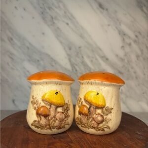 Vintage Mushroom Salt and Pepper Shakers